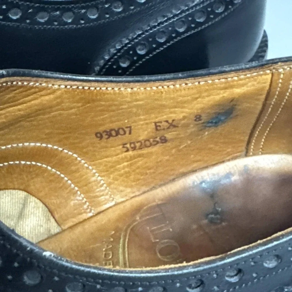 Vintage Lotus Ladbroke Wingtip Oxfords UK 8 EX (US 9) England Northampton Bench